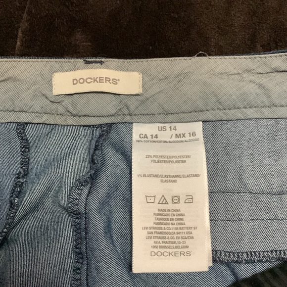 Dockers dark denim capris - Picture 3 of 6